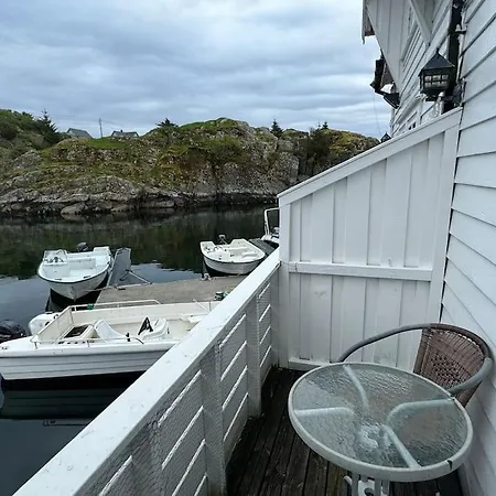 Coastal Haven Nautnes